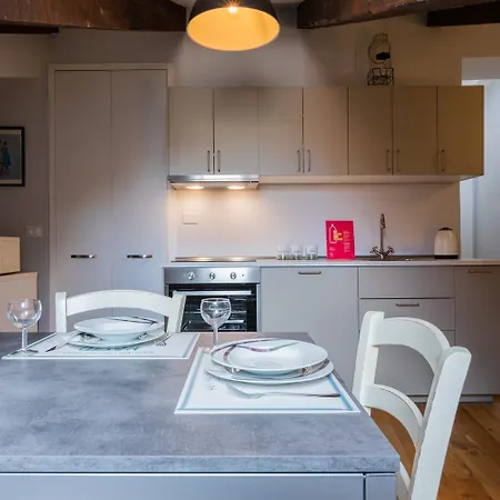 Barbaroux By Wonderful Italy *